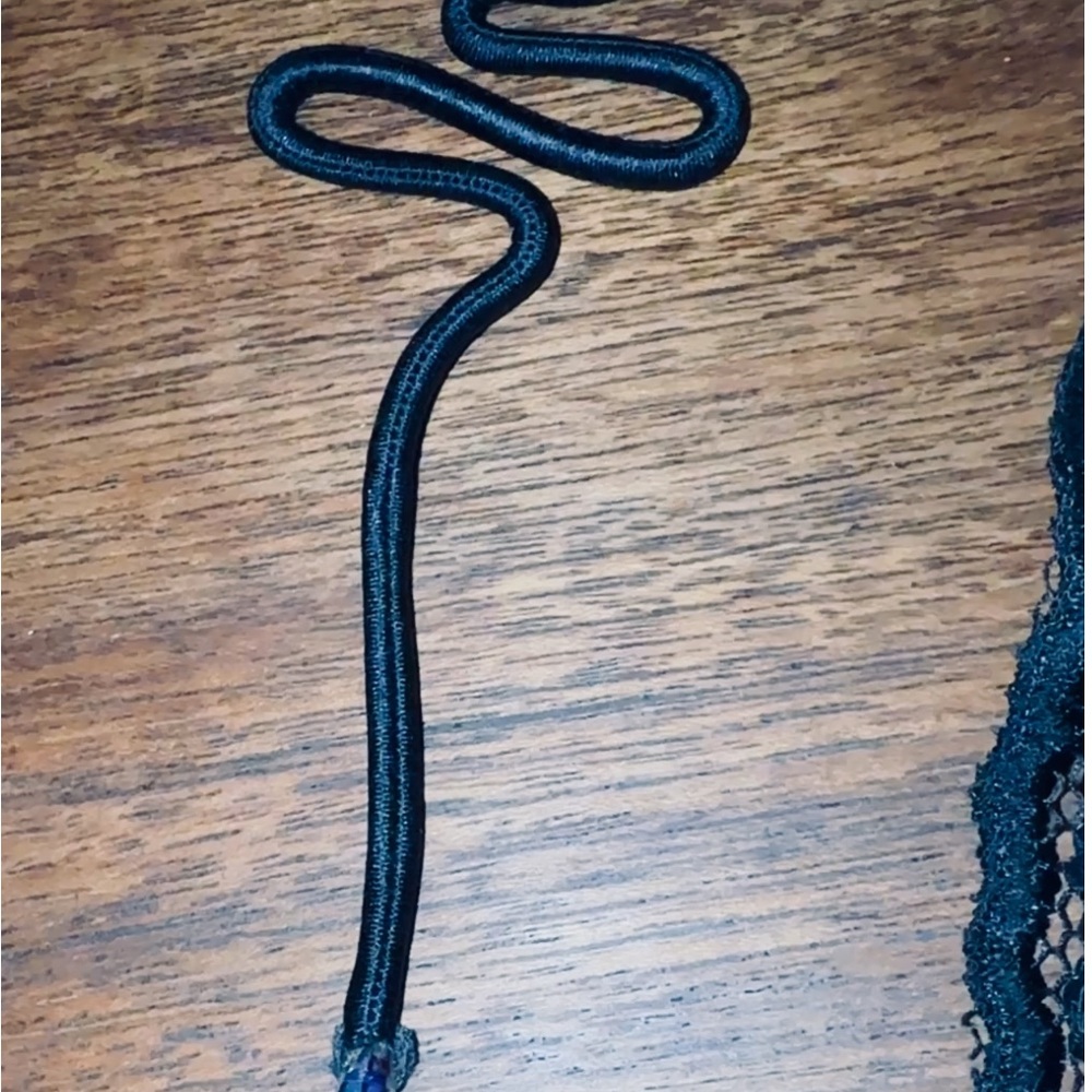 Victoria's Secret Holiday Issue vintage c. 2000 NWT Black Lace sequin Halter Bra - Picture 6 of 6